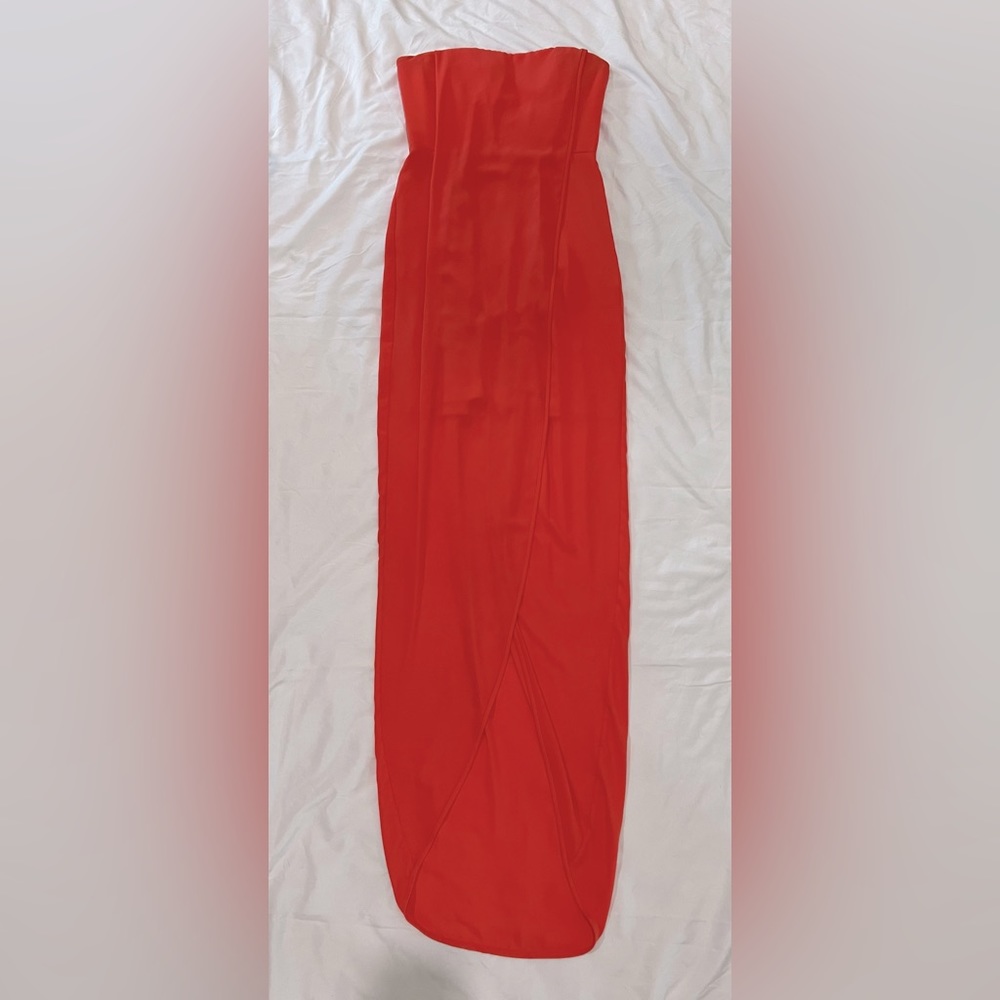 BCBGMAXAZRIA strapless maxi dress